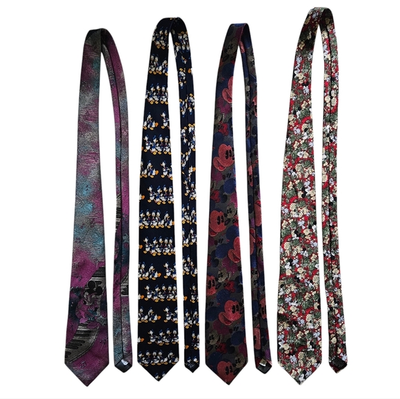 Lot of 4 Disney Mickey Mouse Donald Duck Men's Ties - Picture 1 of 8